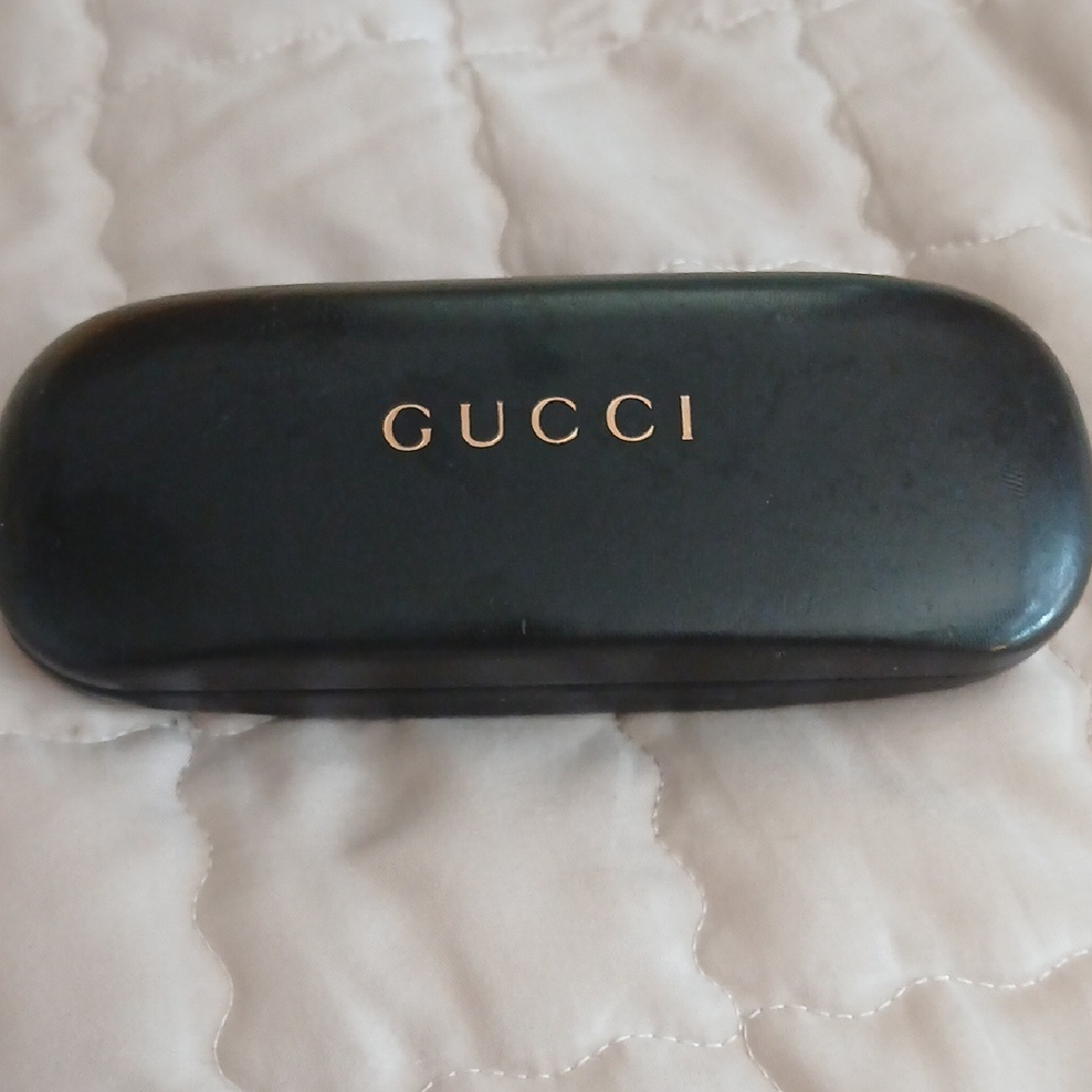 Gucci Black and Gold Eyeglass Case